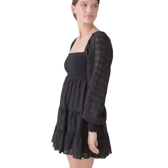 NWOT Urban Outfitters River Smocked Long Sleeve Mini Dress in Black Size Small - Picture 5 of 7